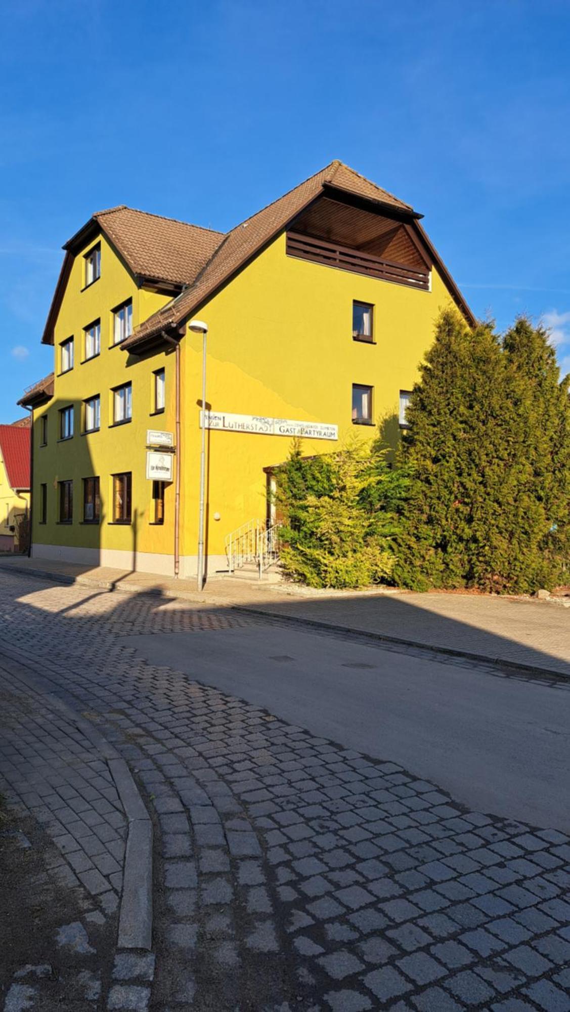 Hotel garni Pension Zur Lutherstadt Lutherstadt Eisleben Exteriör bild