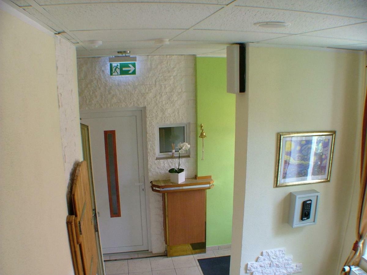 Hotel garni Pension Zur Lutherstadt Lutherstadt Eisleben Exteriör bild